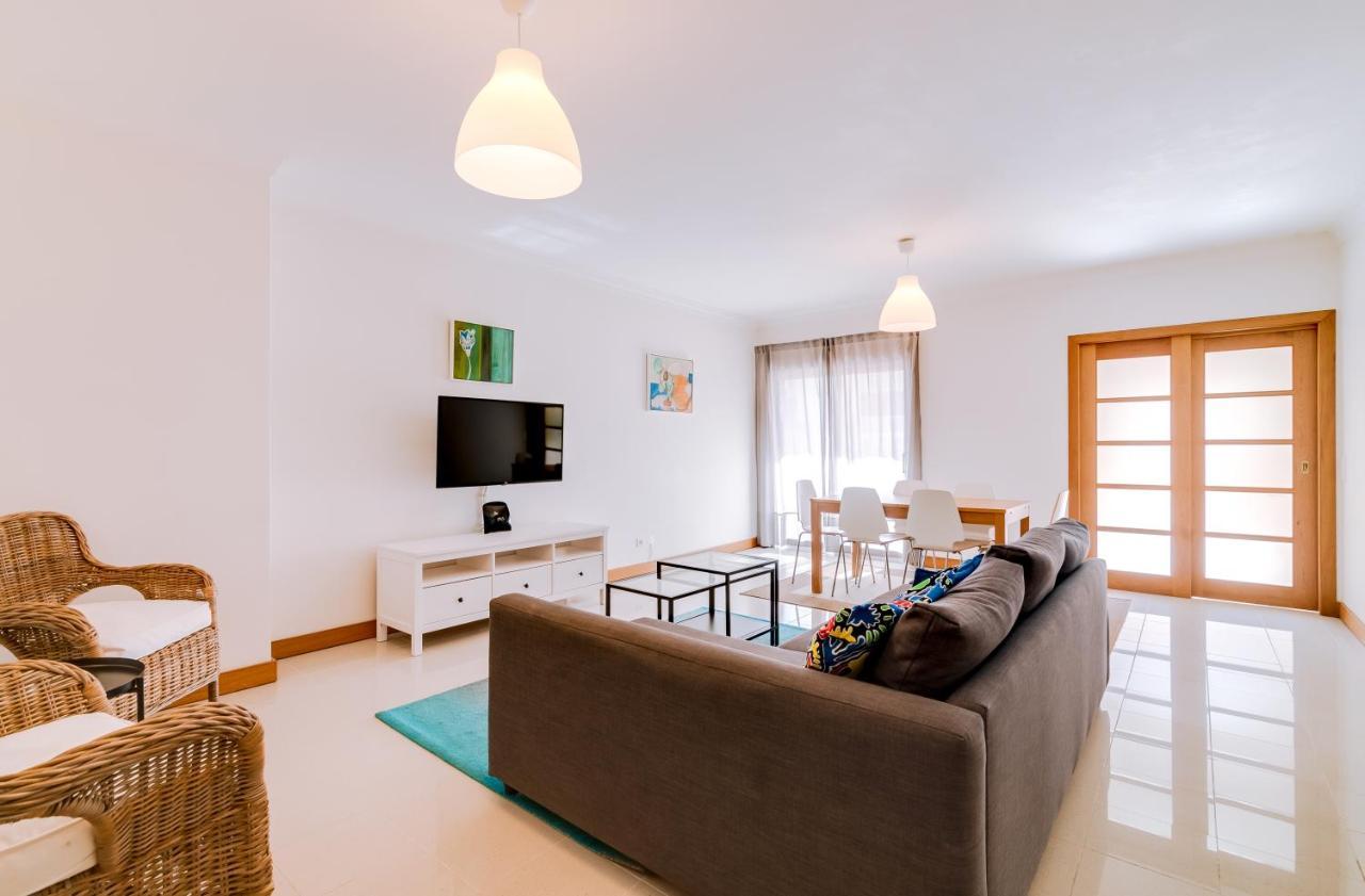 Al- Apartamentos Novos Vista Mar Quarteira Eksteriør billede